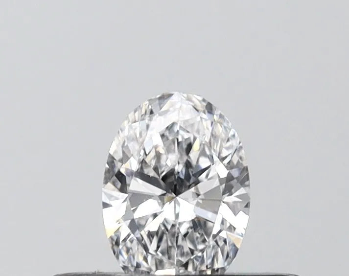 0.30ct Oval Lab Grown Diamond (Colour D, Clarity VVS2, IGI Certified)