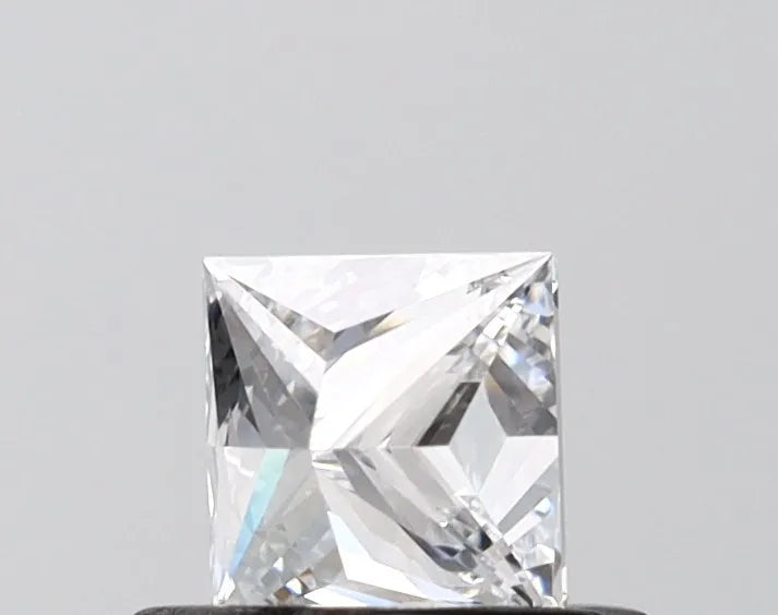 0.50ct Princess Lab Grown Diamond (Colour D, Clarity VVS2, IGI Certified)