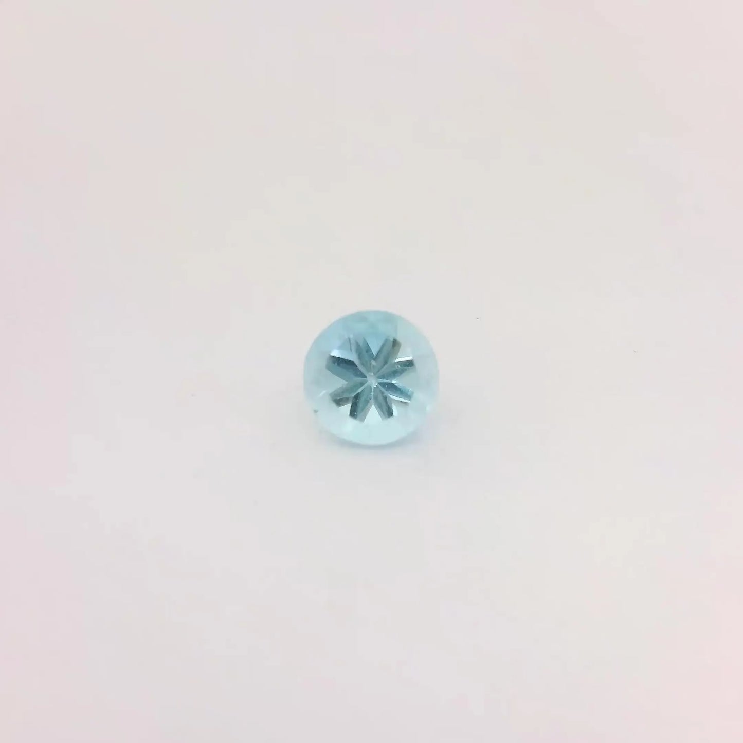 0.51ct Round Natural Aquamarine (Colour Blue, Clarity Eye Clean, Cut Faceted)