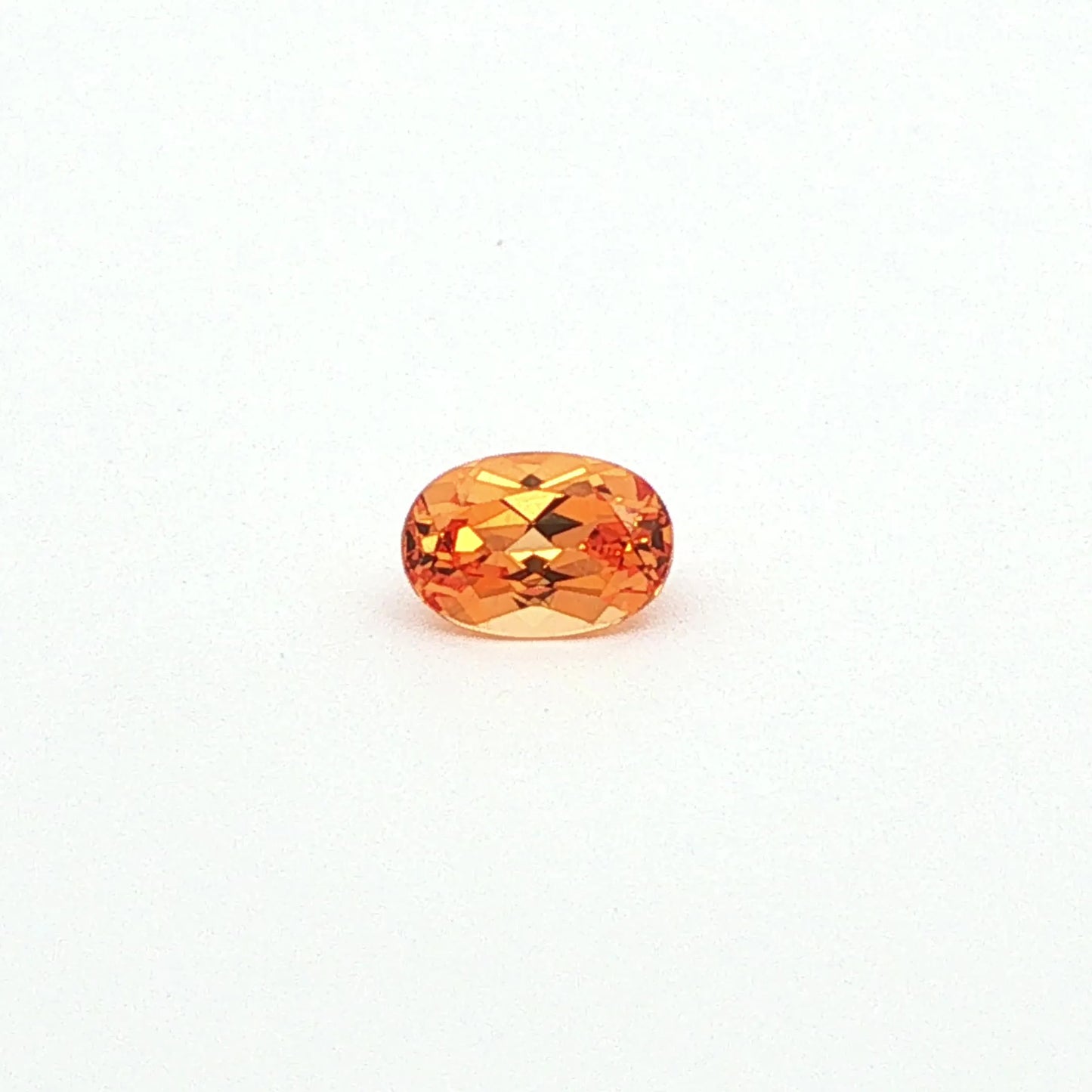 0.75ct Oval Natural Garnet (Colour Orange, Clarity Eye Clean, Cut Faceted)