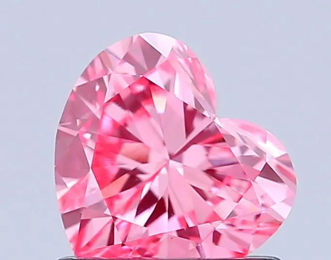 0.90ct Heart Lab Grown Diamond (Colour Fancy Vivid Pink, Clarity VS1, IGI Certified)