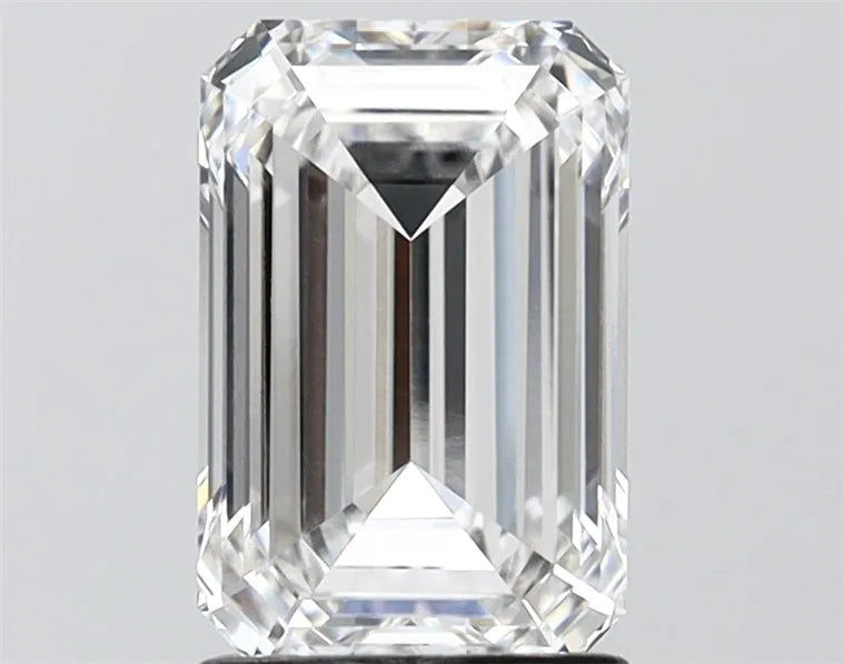 1.94ct Emerald Lab Grown Diamond (Colour E, Clarity VVS1, IGI Certified)