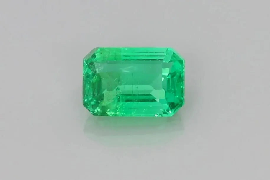 1.02ct Emerald Natural Emerald (Colour Green, Clarity Slightly Included, Cut Faceted)