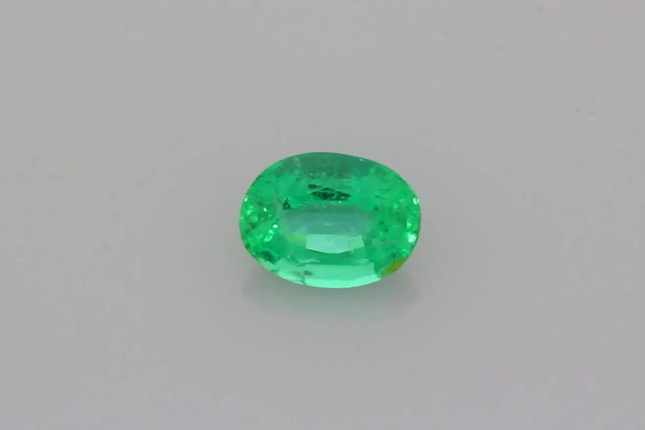 1.33ct Oval Natural Emerald (Colour Green, Clarity Eye Clean, Cut Faceted)