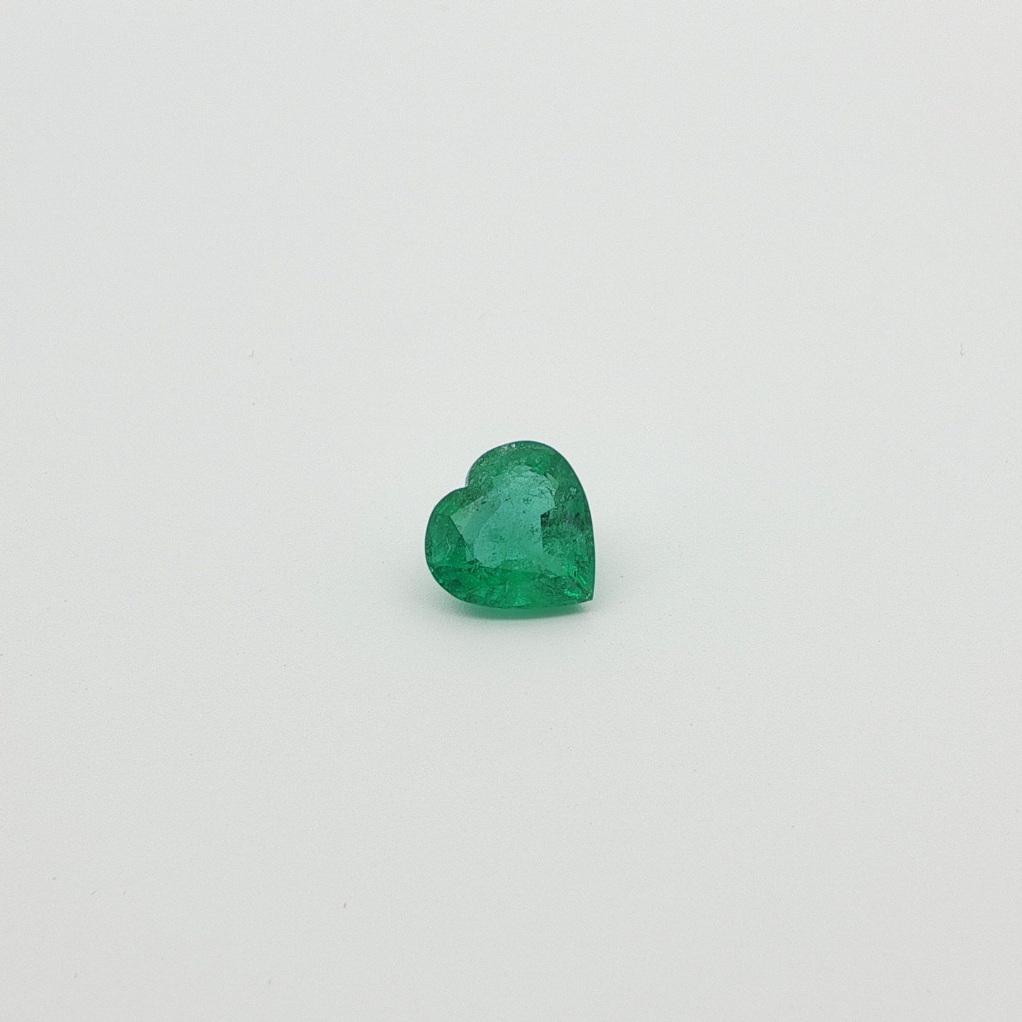 2.48ct Heart Natural Emerald (Colour Green, Clarity Slightly Included, Cut Faceted)