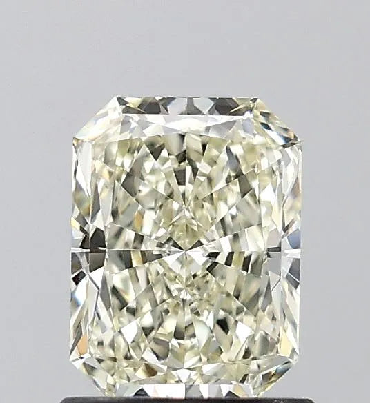 1.02ct Radiant Natural Diamond (Colour J, Clarity VVS1, Cut VG, IGI Certified)