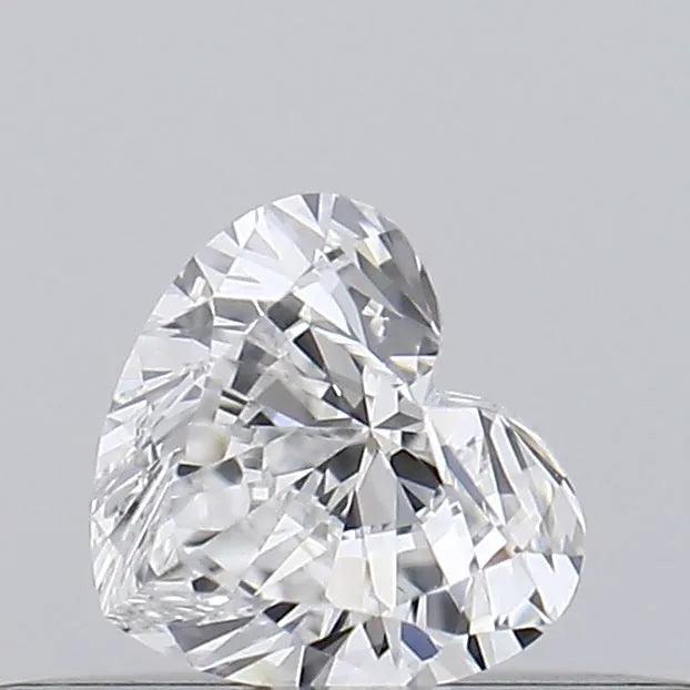 0.18ct Heart Natural Diamond (Colour E, Clarity VS2, GIA Certified)