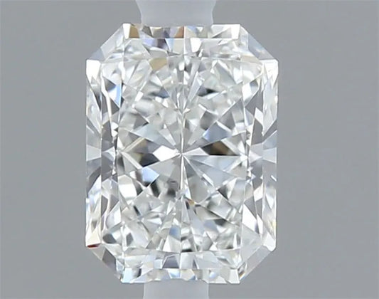 0.30ct Radiant Natural Diamond (Colour E, Clarity VS2, GIA Certified)