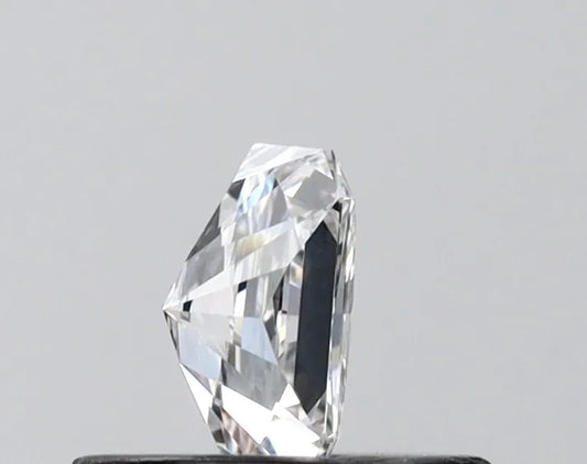 0.33ct Radiant Lab Grown Diamond (Colour D, Clarity VVS2, IGI Certified)