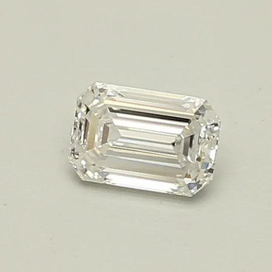 0.40ct Emerald Natural Diamond (Colour F, Clarity VVS1, GIA Certified)