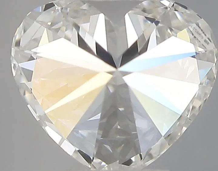 0.40ct Heart Natural Diamond (Colour E, Clarity VVS2, Cut VG, IGI Certified)