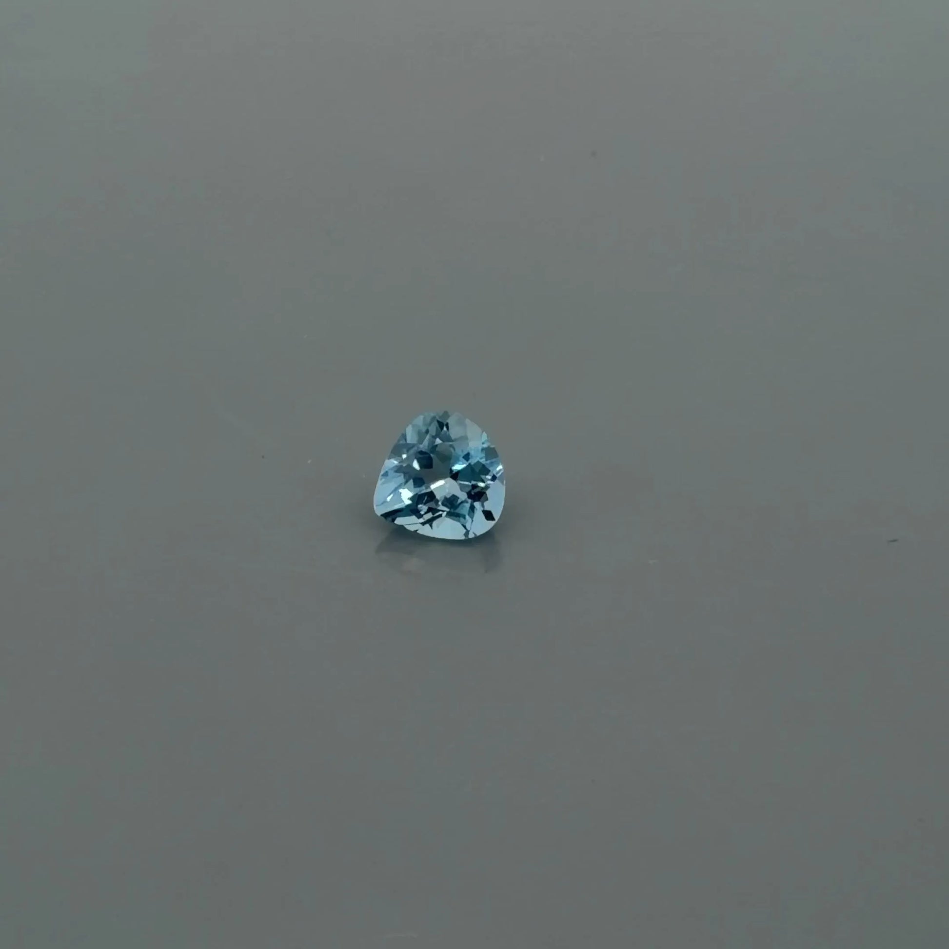 0.45ct Pear Natural Aquamarine (Colour Blue, Clarity Eye Clean, Cut Faceted)