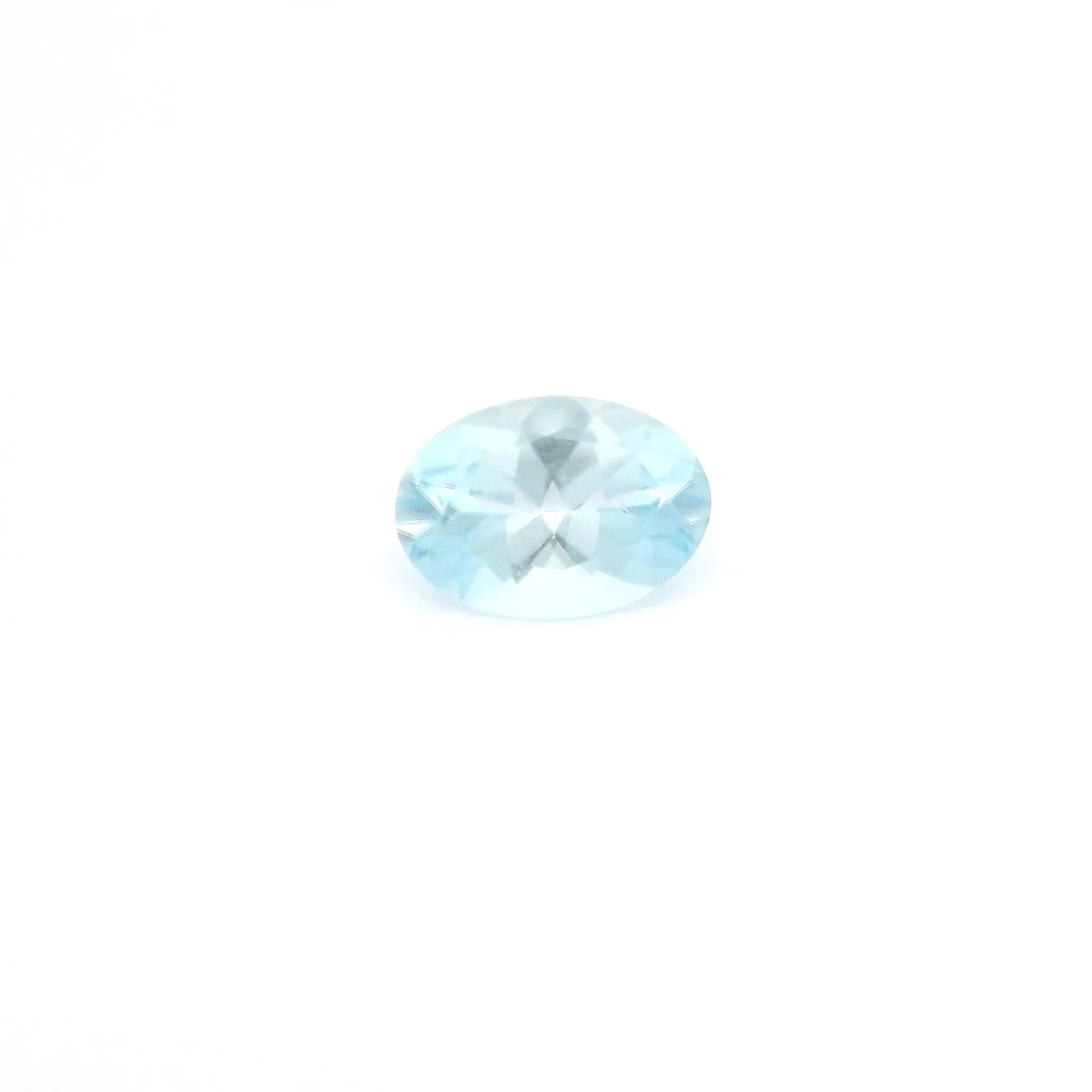 0.59ct Oval Natural Aquamarine (Colour Blue, Clarity Eye Clean, Cut Faceted)