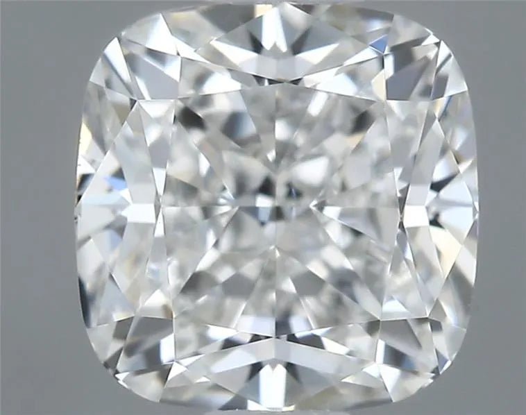 0.70ct Cushion brilliant Natural Diamond (Colour G, Clarity VVS2, GIA Certified)