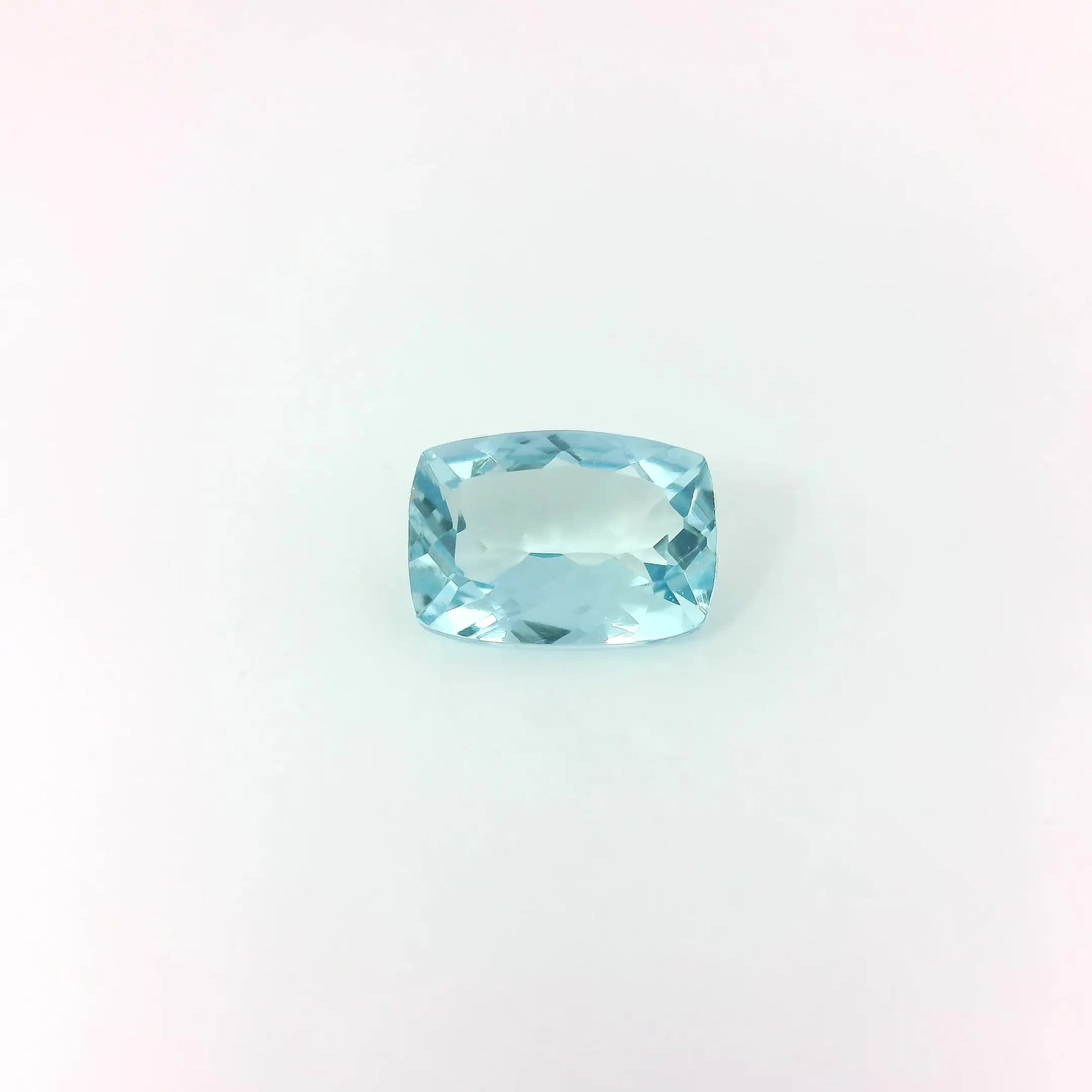 0.82ct Cushion Natural Aquamarine (Colour Blue, Clarity Eye Clean, Cut Faceted)