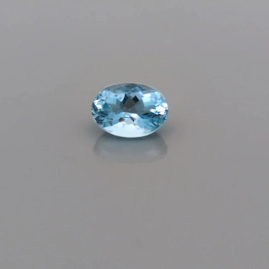 0.84ct Oval Natural Aquamarine (Colour Blue, Clarity Slightly Included, Cut Faceted)