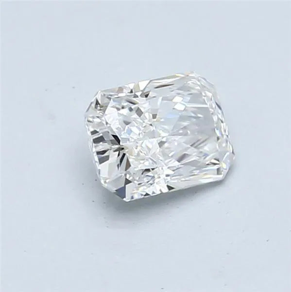 0.90ct Radiant Natural Diamond (Colour E, Clarity VVS1, GIA Certified)
