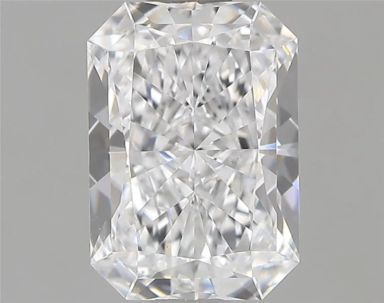 1.00ct Radiant Lab Grown Diamond (Colour E, Clarity VVS2, IGI Certified)