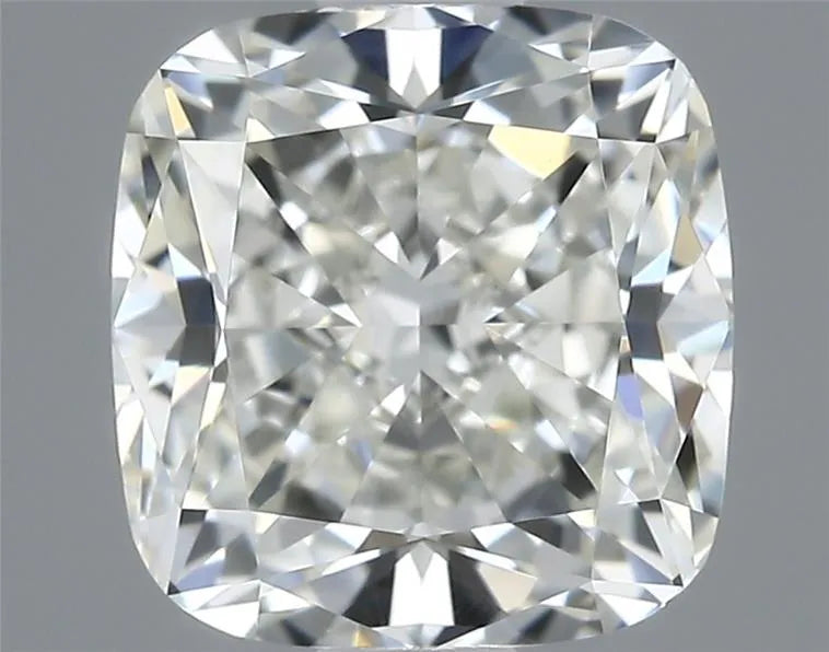 1.01ct Cushion brilliant Natural Diamond (Colour J, Clarity VVS2, GIA Certified)