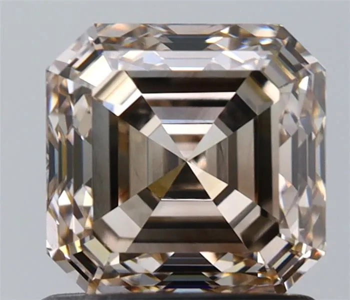 1.23ct Square emerald Natural Diamond (Colour Fancy Light Brown, Clarity VS1, GIA Certified)