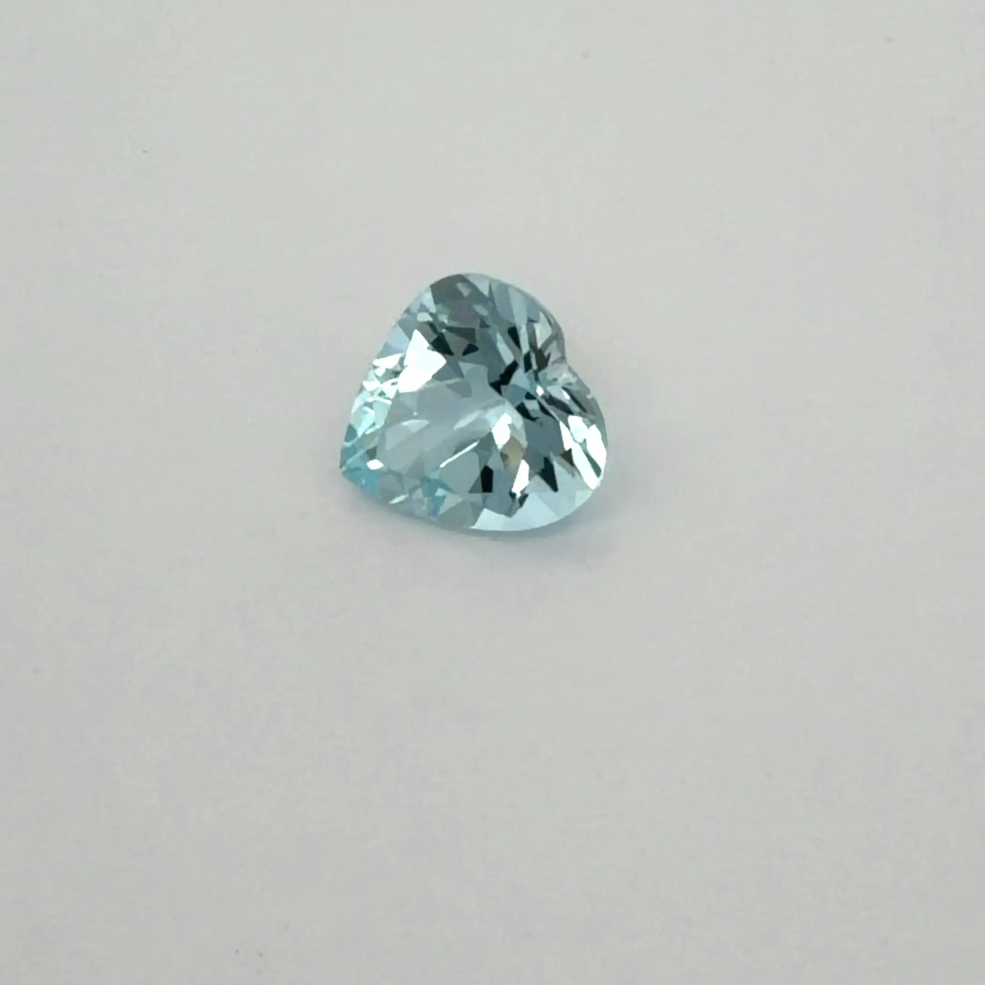 1.51ct Heart Natural Aquamarine (Colour Blue, Clarity Eye Clean, Cut Faceted)