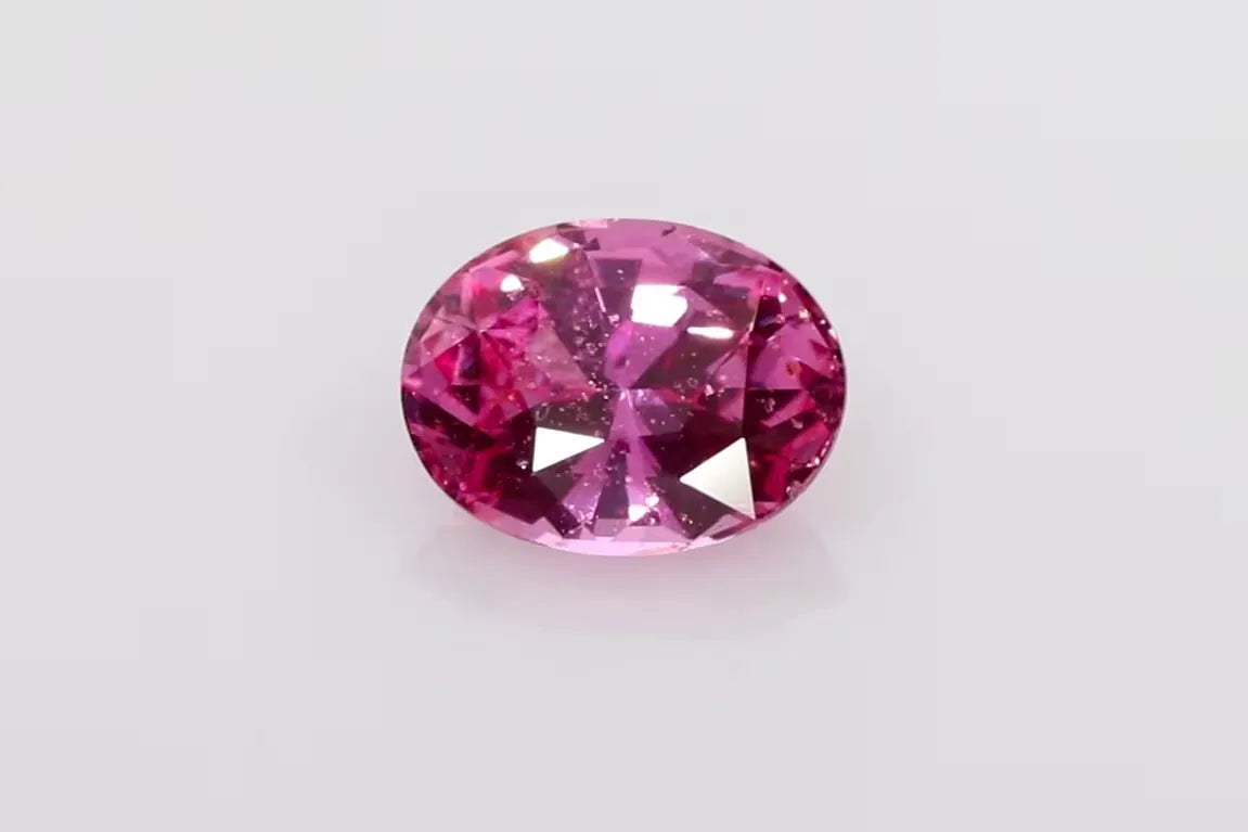 1.52ct Oval Natural Sapphire (Colour Pink, Clarity Eye Clean, Cut Faceted)