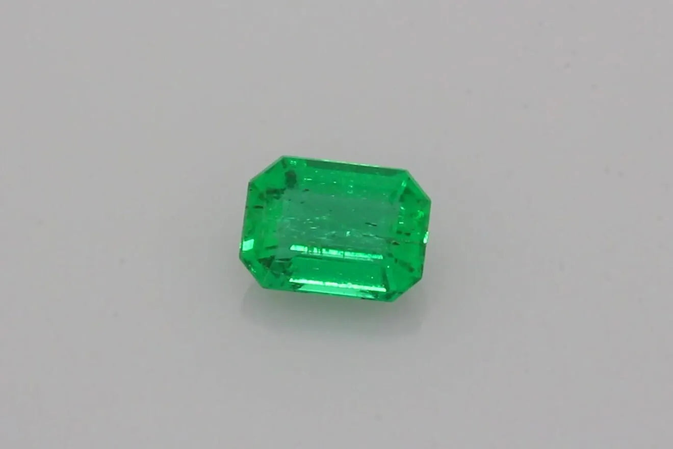1.53ct Emerald Natural Emerald (Colour Green, Clarity Slightly Included, Cut Faceted)