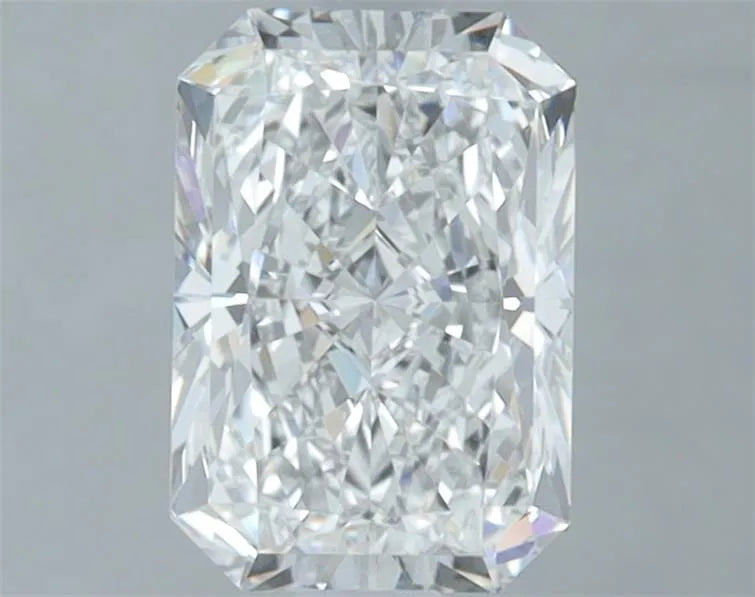 1.54ct Radiant Lab Grown Diamond (Colour E, Clarity VVS2, IGI Certified)