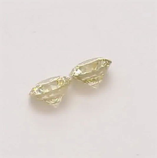 0.15ct Round Natural Diamond (Colour Light Yellow, Clarity VS1, Cut VG, GIA Certified)
