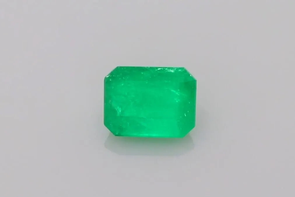 1.39ct Emerald Natural Emerald (Colour Green, Clarity Slightly Included, Cut Faceted)