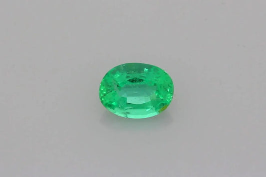1.33ct Oval Natural Emerald (Colour Green, Clarity Eye Clean, Cut Faceted)
