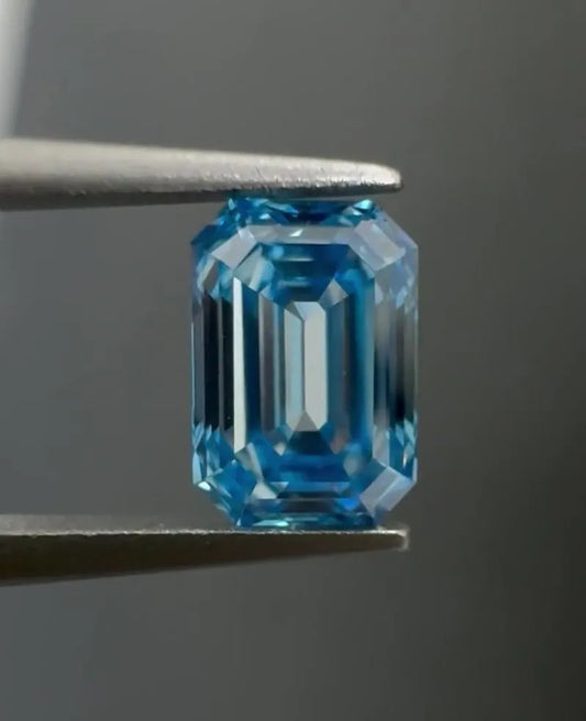 0.67ct Emerald Natural Diamond (Colour Fancy Intense Blue, Clarity IF, Cut VG, IGI Certified)