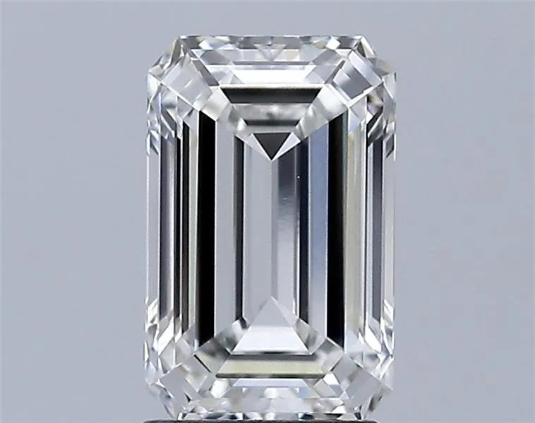 2.01ct Emerald Lab Grown Diamond (Colour G, Clarity VVS2, IGI Certified)