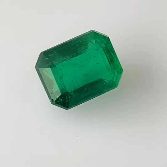 2.47ct Emerald Natural Emerald (Colour Green, Clarity Slightly Included, Cut Faceted)
