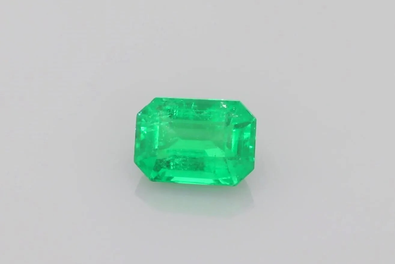 1.80ct Emerald Natural Emerald (Colour Green, Clarity Slightly Included, Cut Faceted)
