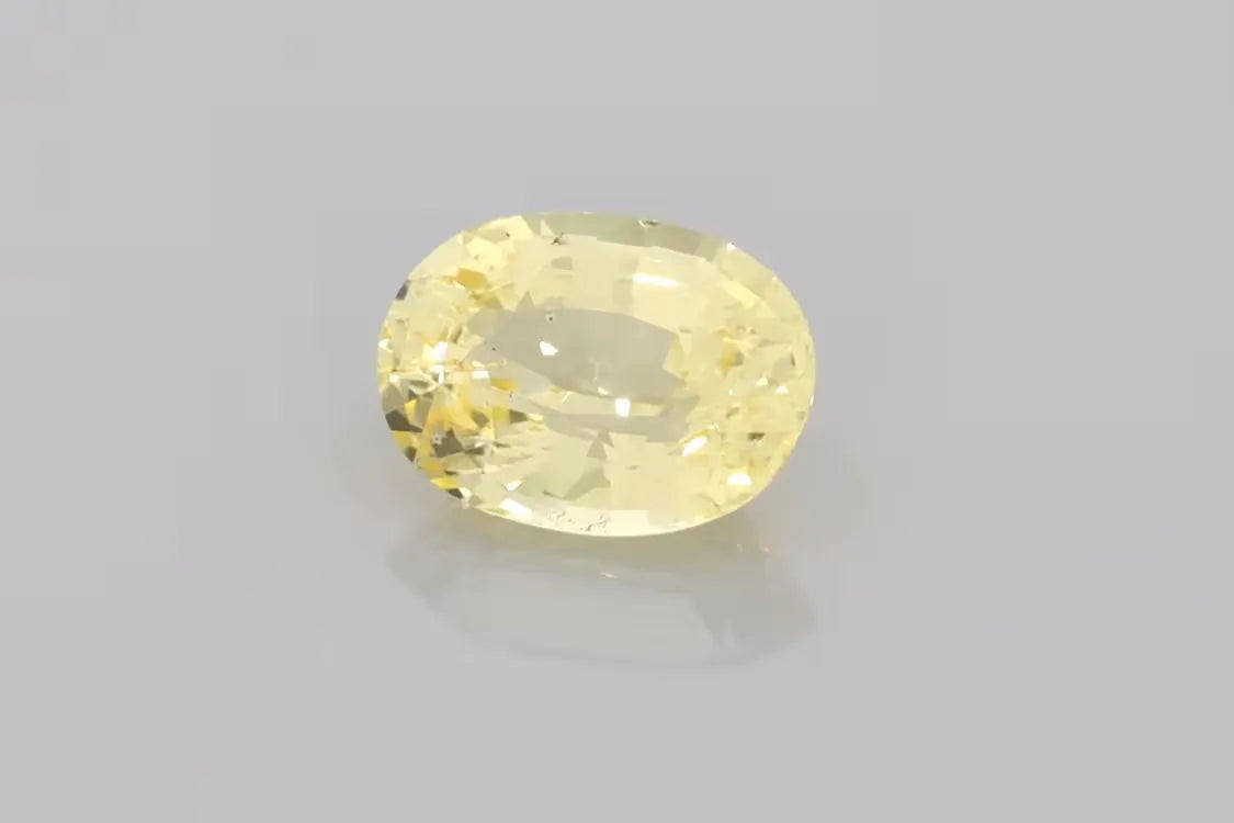 2.13ct Oval Natural Sapphire (Colour Yellow, Clarity Slightly Included, Cut Faceted)
