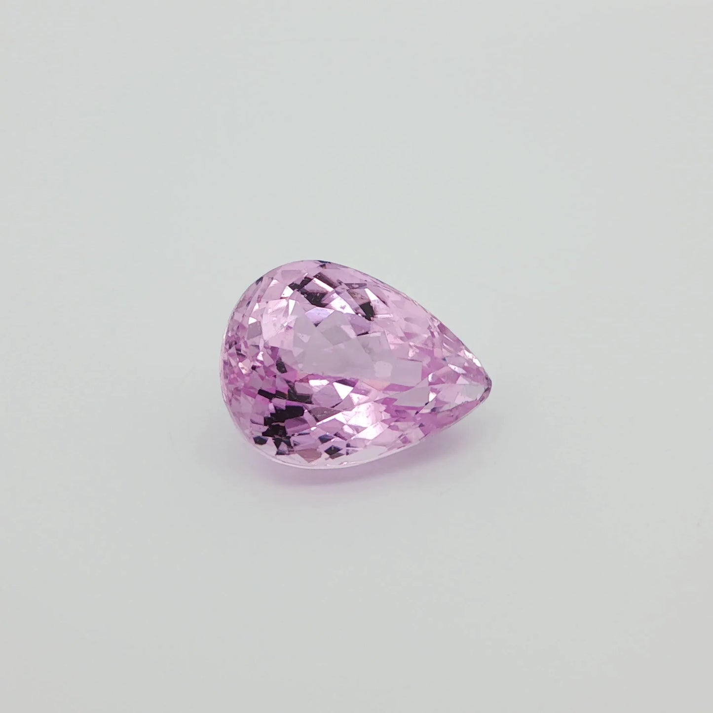 24.72ct Pear Natural Kunzite (Colour Pink, Clarity Eye Clean, Cut Faceted)