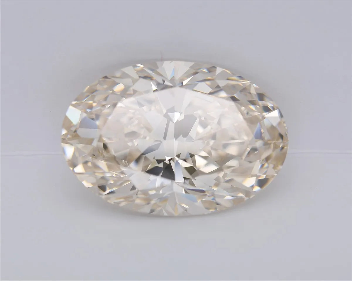 25.62ct Oval Natural Diamond (Colour J, Clarity VVS2, Cut VG, IGI Certified)