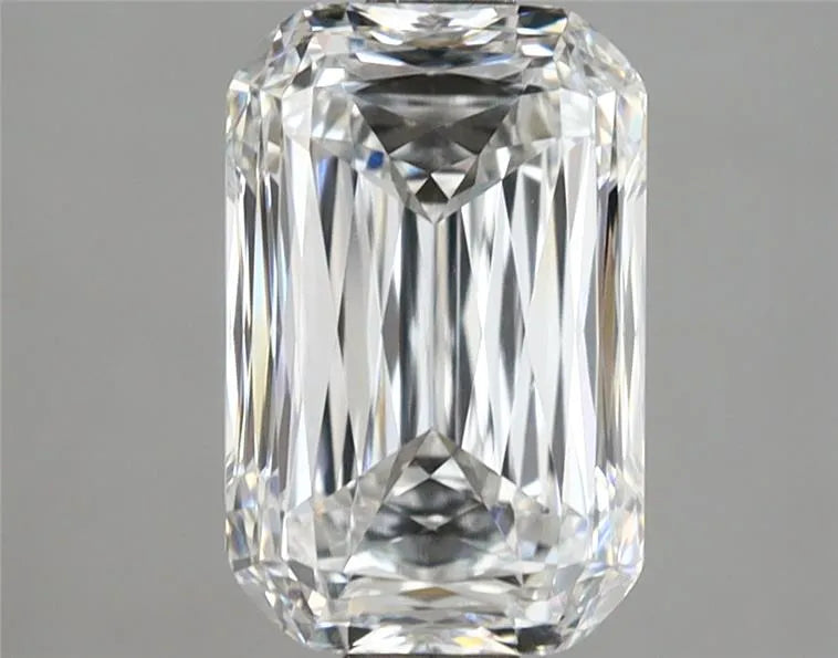 3.02ct Cushion modified Lab Grown Diamond (Colour E, Clarity VVS1, IGI Certified)