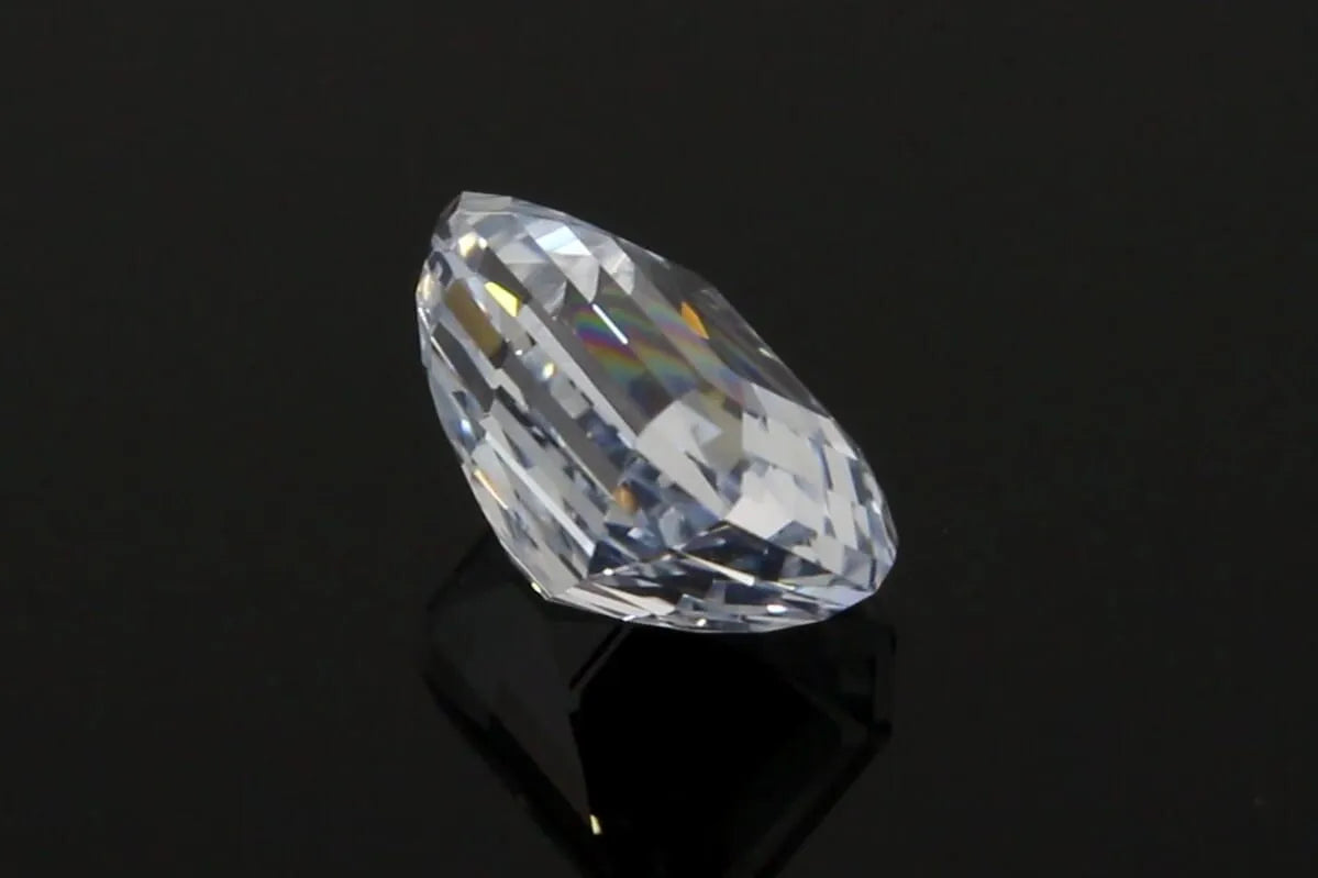 3.05ct Emerald Natural Sapphire (Colour White, Clarity Eye Clean, Cut Faceted)