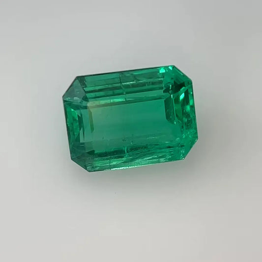 5.73ct Emerald Natural Emerald (Colour Green, Clarity Slightly Included, Cut Faceted)