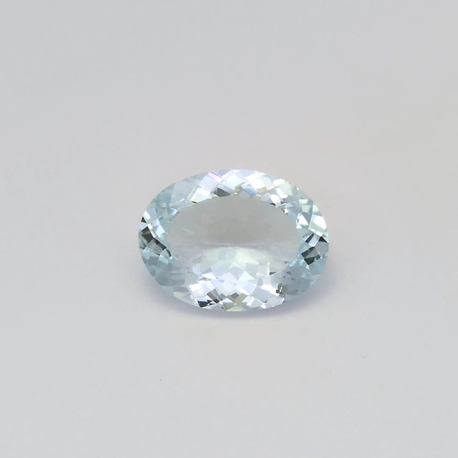 7.01ct Oval Natural Aquamarine (Colour Blue, Clarity Slightly Included, Cut Faceted)