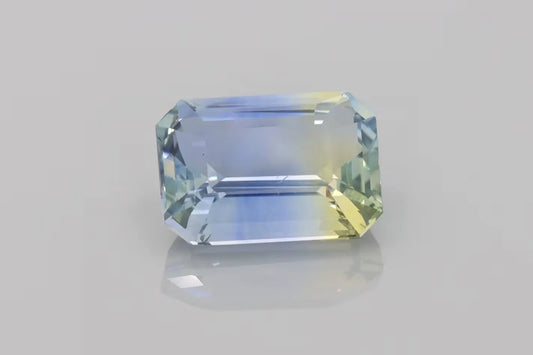 7.05ct Emerald Natural Sapphire (Colour Bicolor, Clarity Eye Clean, Cut Faceted)