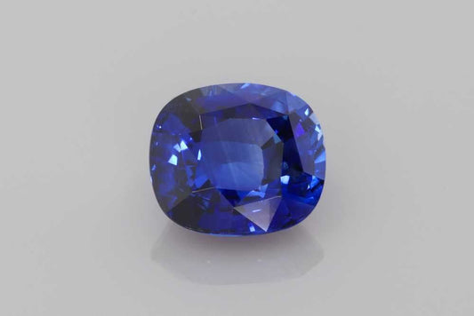 4.78ct Cushion Natural Sapphire (Colour Blue, Clarity Slightly Included, Cut Faceted)