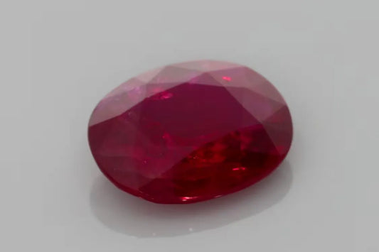 4.40ct Oval Natural Ruby (Colour Red, Clarity Slightly Included, Cut Faceted)